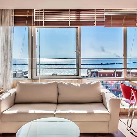 Apartment #morrison Apt By Halu! *